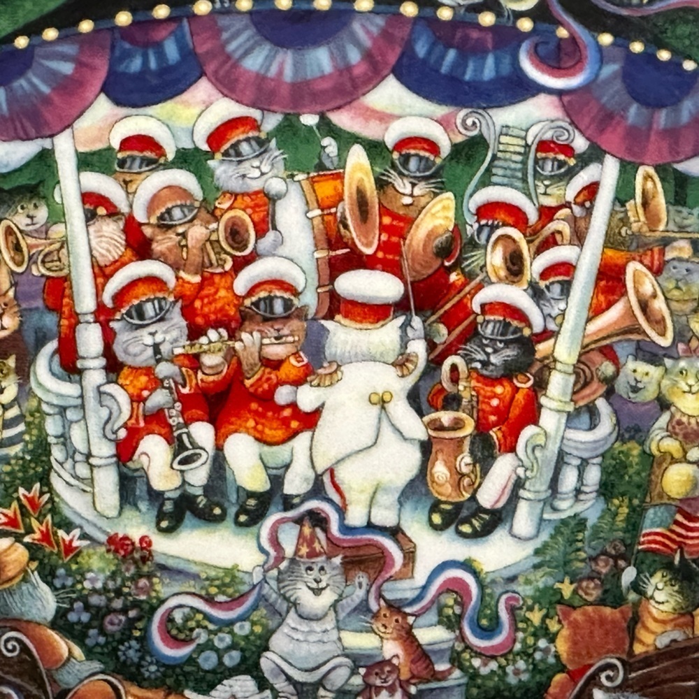 Limited edition, numbered, collectible plate by Bill Bell celebrates July 4th!